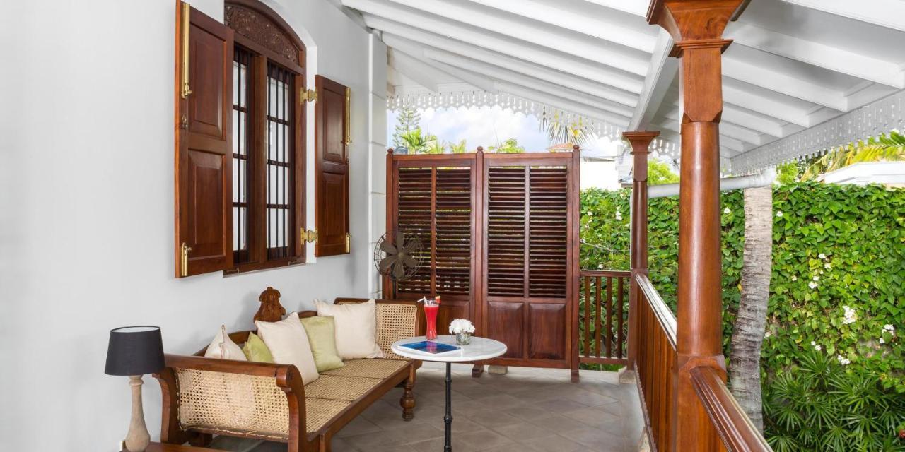 Maniumpathy Hotel Colombo Exterior photo